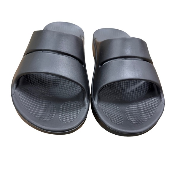 OOFOS OOAHH RECOVERY SLIDE SANDAL - Black Size 9 Men\'s Size 11 Women’s